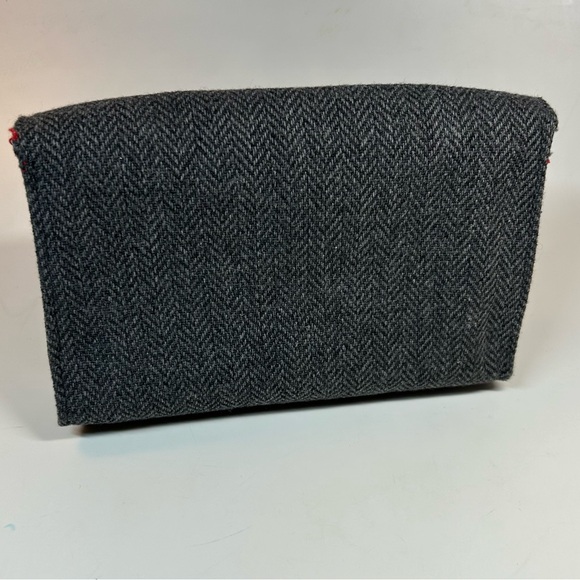 Air Canada Business First Class Amenity Kit Travel Toiletry Bag. - Picture 3 of 3